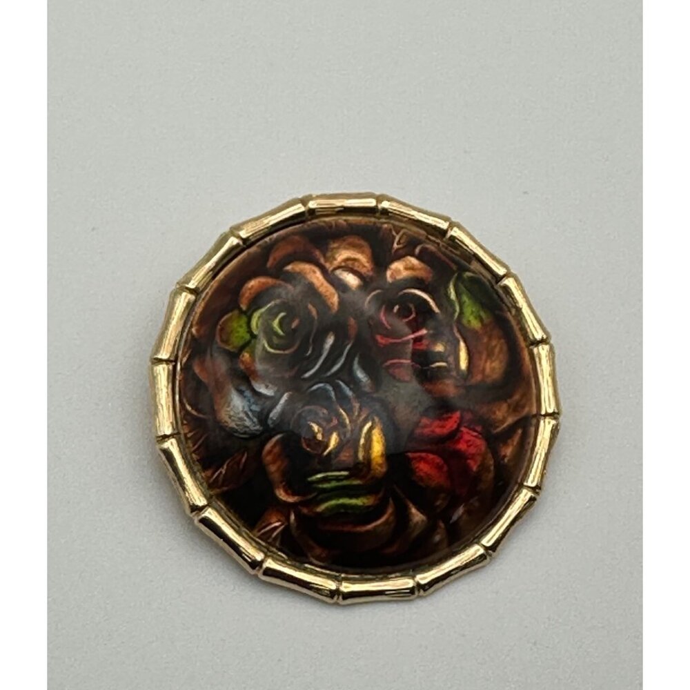 Vintage Round Floral Brooch With Hand-Painted Roses Gold-Tone Frame C Clasp Red